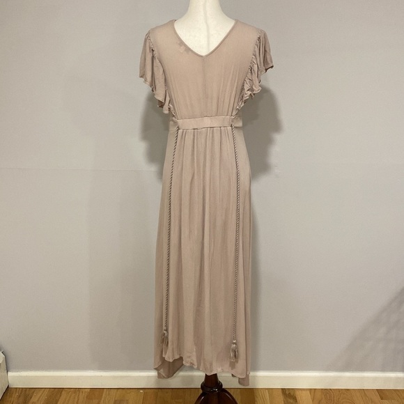 Baltic Born Jennifer Deep V Maxi Dress - Picture 9 of 10
